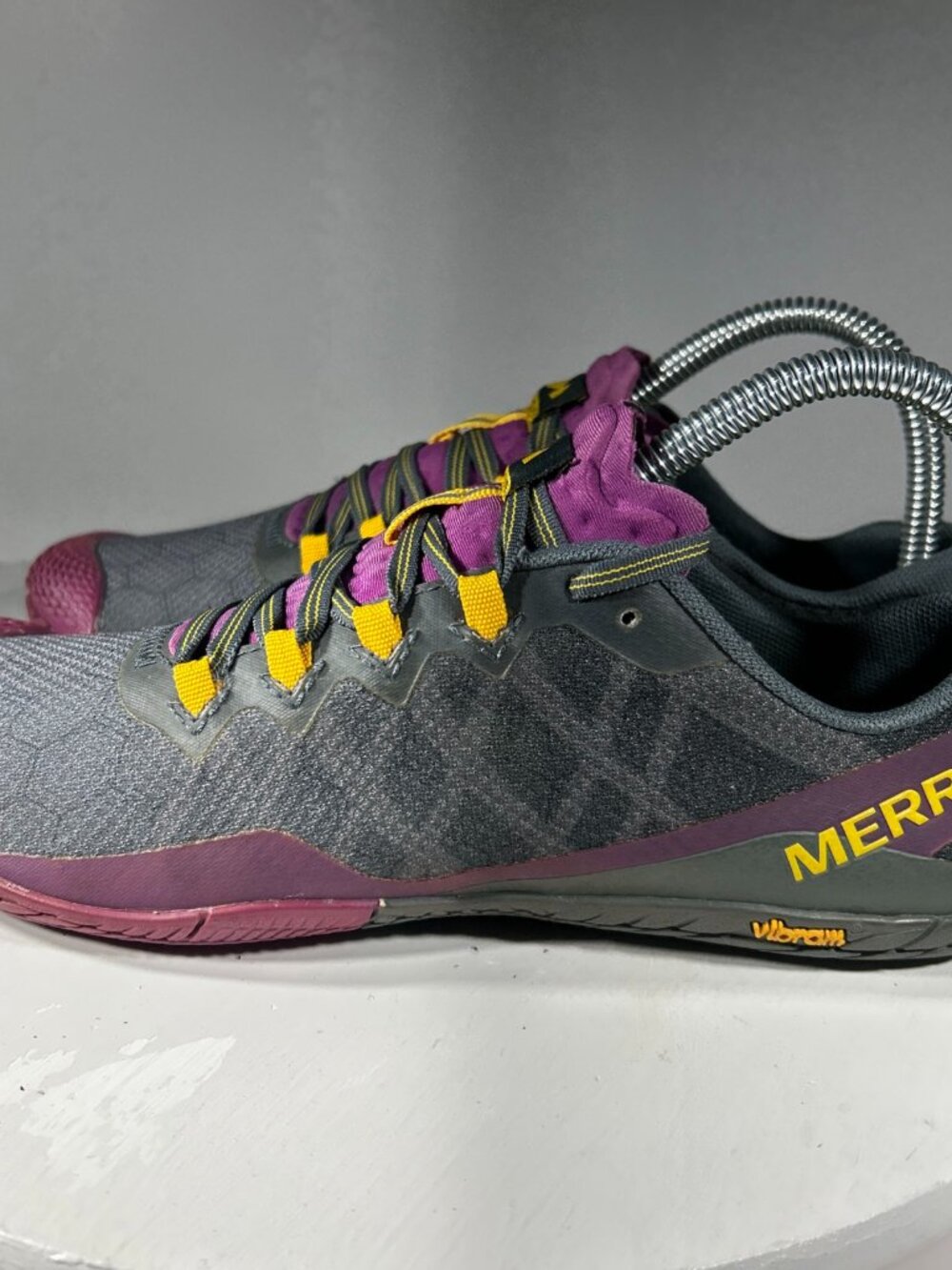 Merrell Vapor Glove 3 Barefoot Running Shoes Womens 8 Minimalist Gray Sneakers